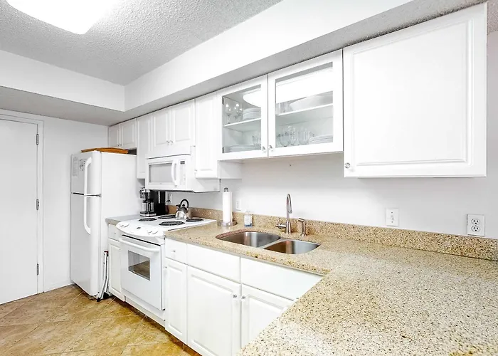 Sunny Beachfront W Free Wifi Furnished Balcony Shared Pool Gulf Shores