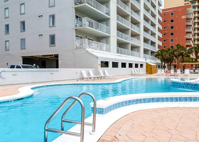 Sunny Beachfront W Free Wifi Furnished Balcony Shared Pool